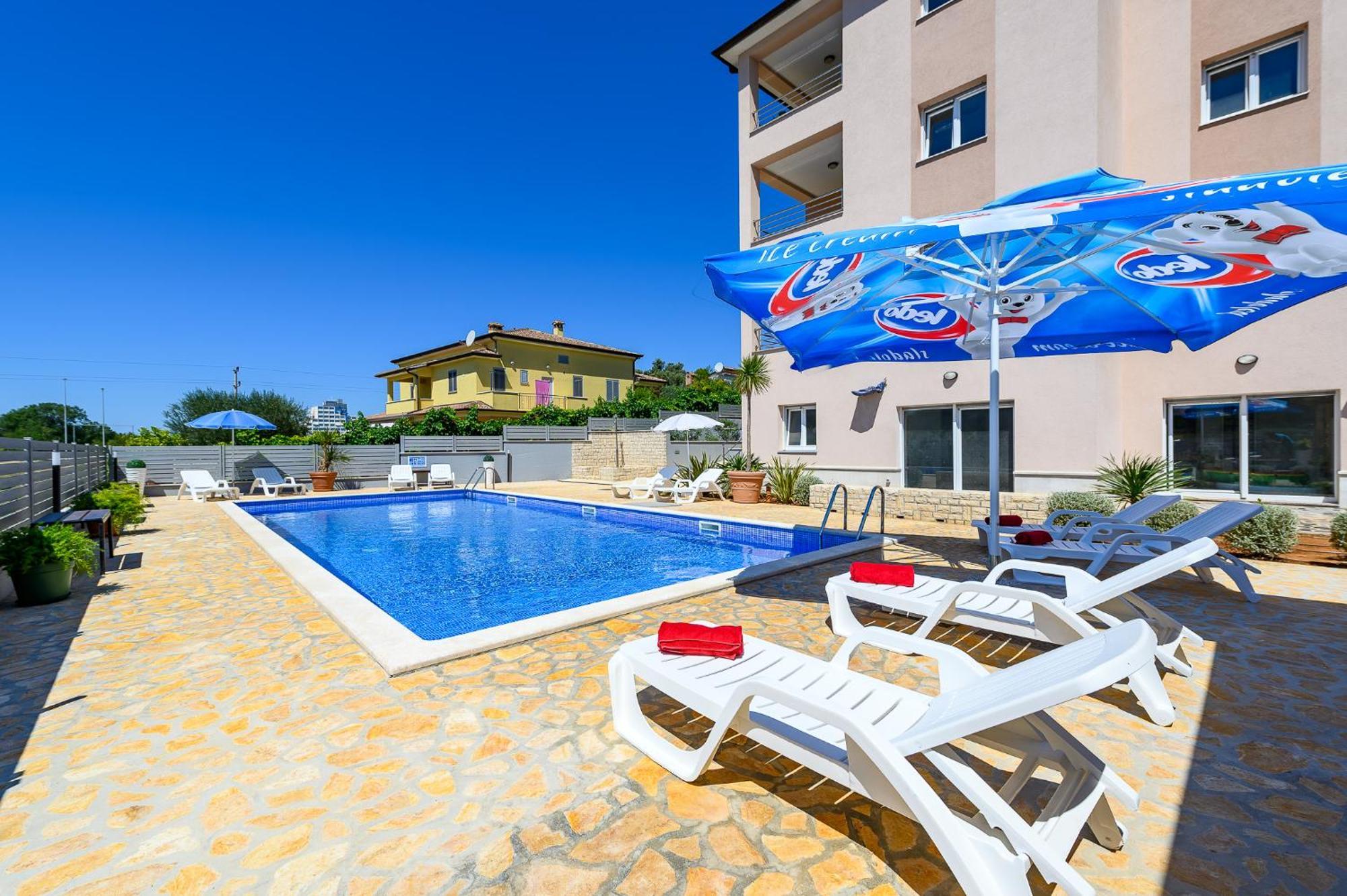 Stancija Amorozo 5 Ap 2 Poreč Extérieur photo