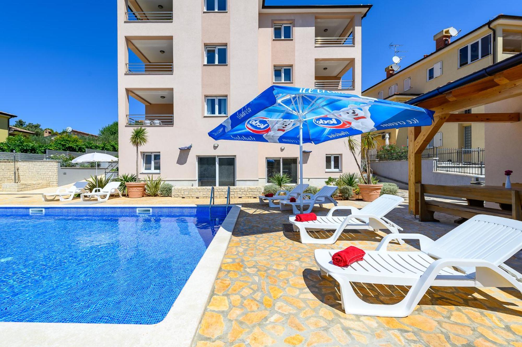 Stancija Amorozo 5 Ap 2 Poreč Extérieur photo